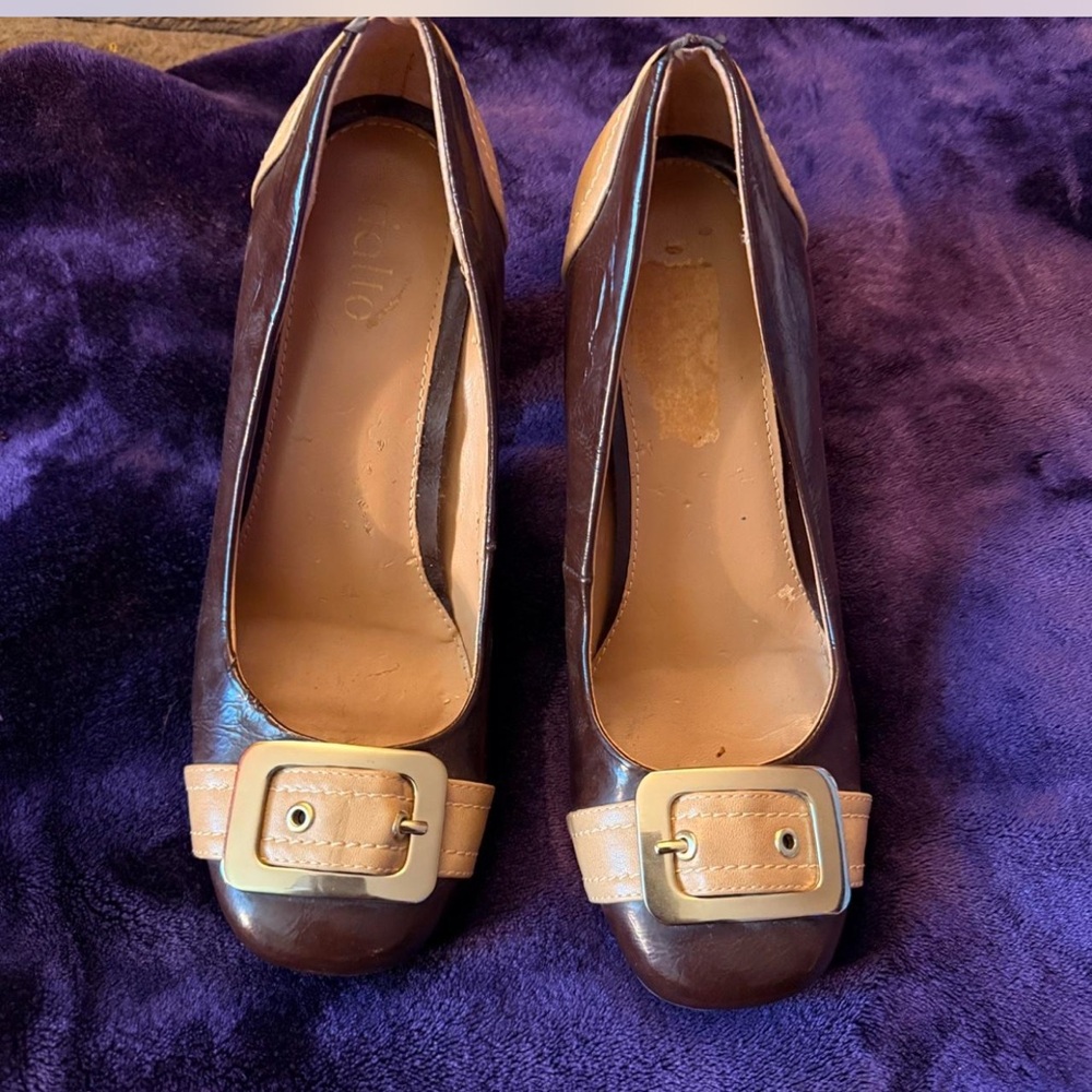 Rialto Brown Tan Two Tone Block Heel Pumps Buckle Detail Round Toe Shoes